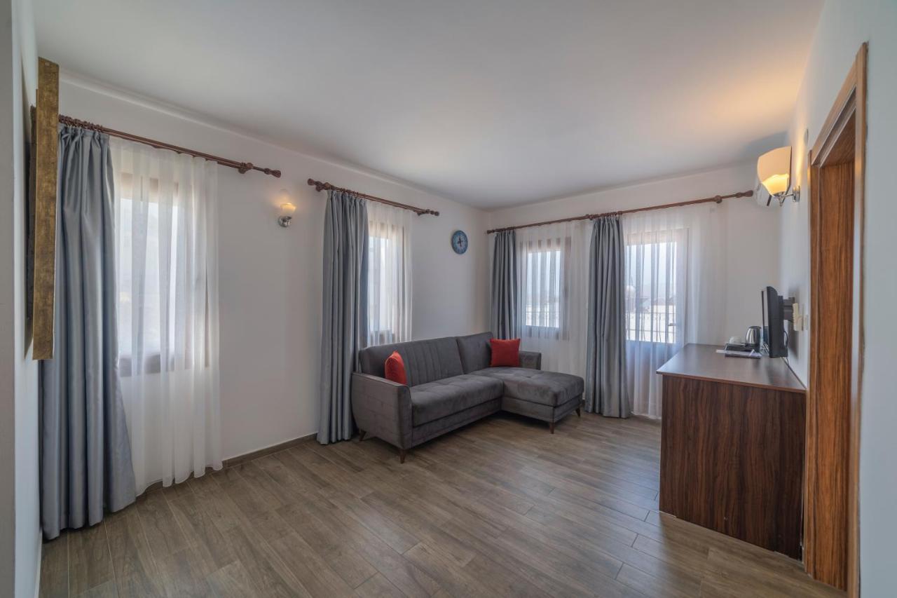 ביטז Queen Boutique Hotel מראה חיצוני תמונה